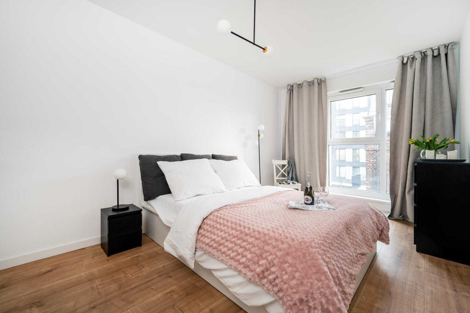 Apartamenty Fuzja - Komfortowe Mieszkania Blisko Centrum Lodzi Garaz Εξωτερικό φωτογραφία