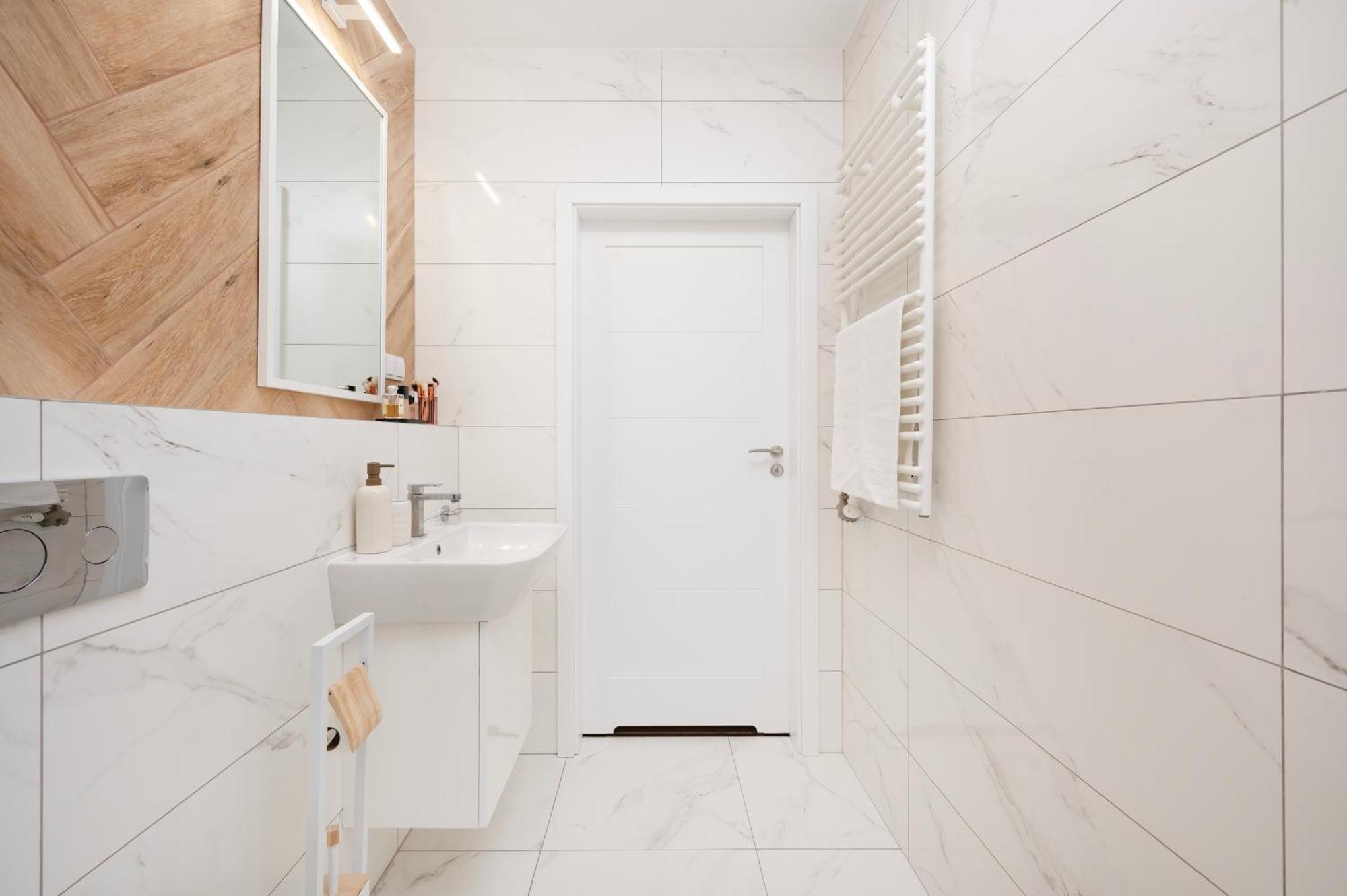 Apartamenty Fuzja - Komfortowe Mieszkania Blisko Centrum Lodzi Garaz Εξωτερικό φωτογραφία