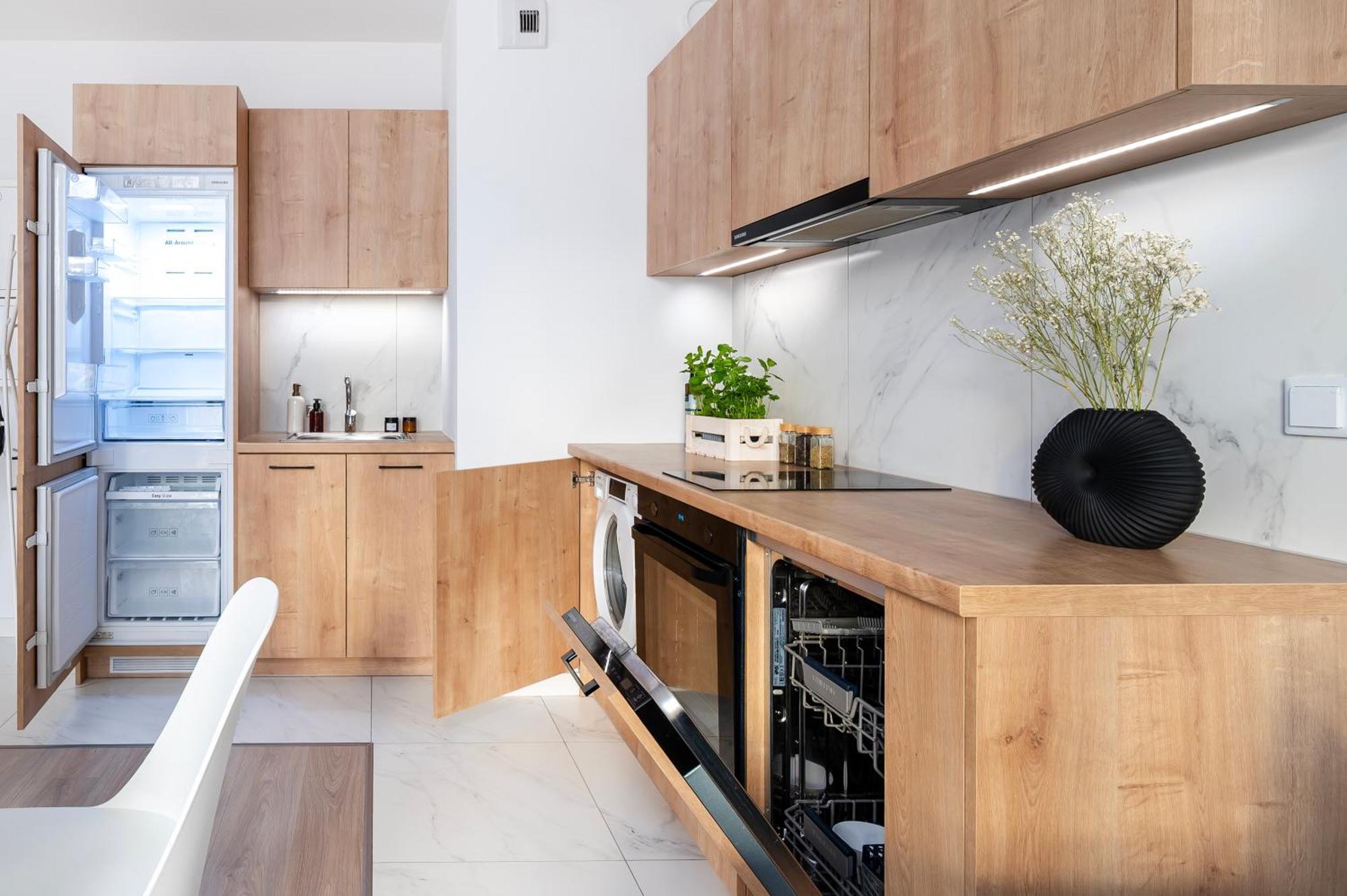 Apartamenty Fuzja - Komfortowe Mieszkania Blisko Centrum Lodzi Garaz Εξωτερικό φωτογραφία