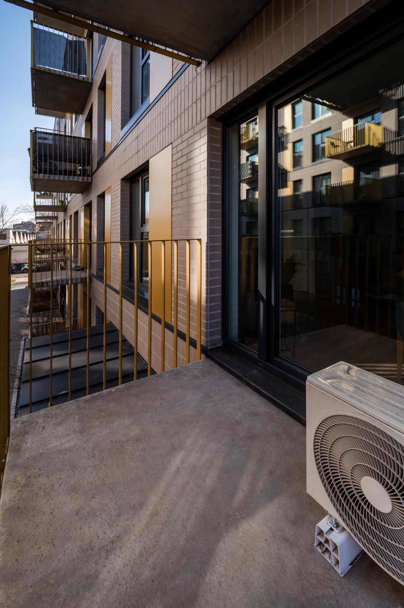 Apartamenty Fuzja - Komfortowe Mieszkania Blisko Centrum Lodzi Garaz Εξωτερικό φωτογραφία